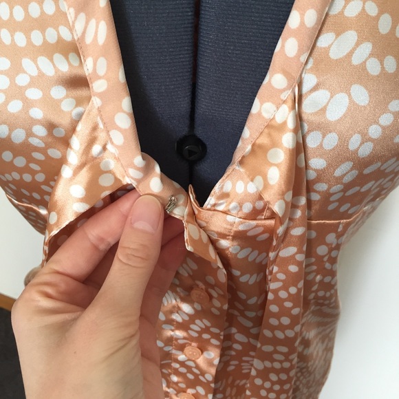 BCBGMAXAZRIA Tie Front Collared Polka Dot Top - Picture 4 of 6